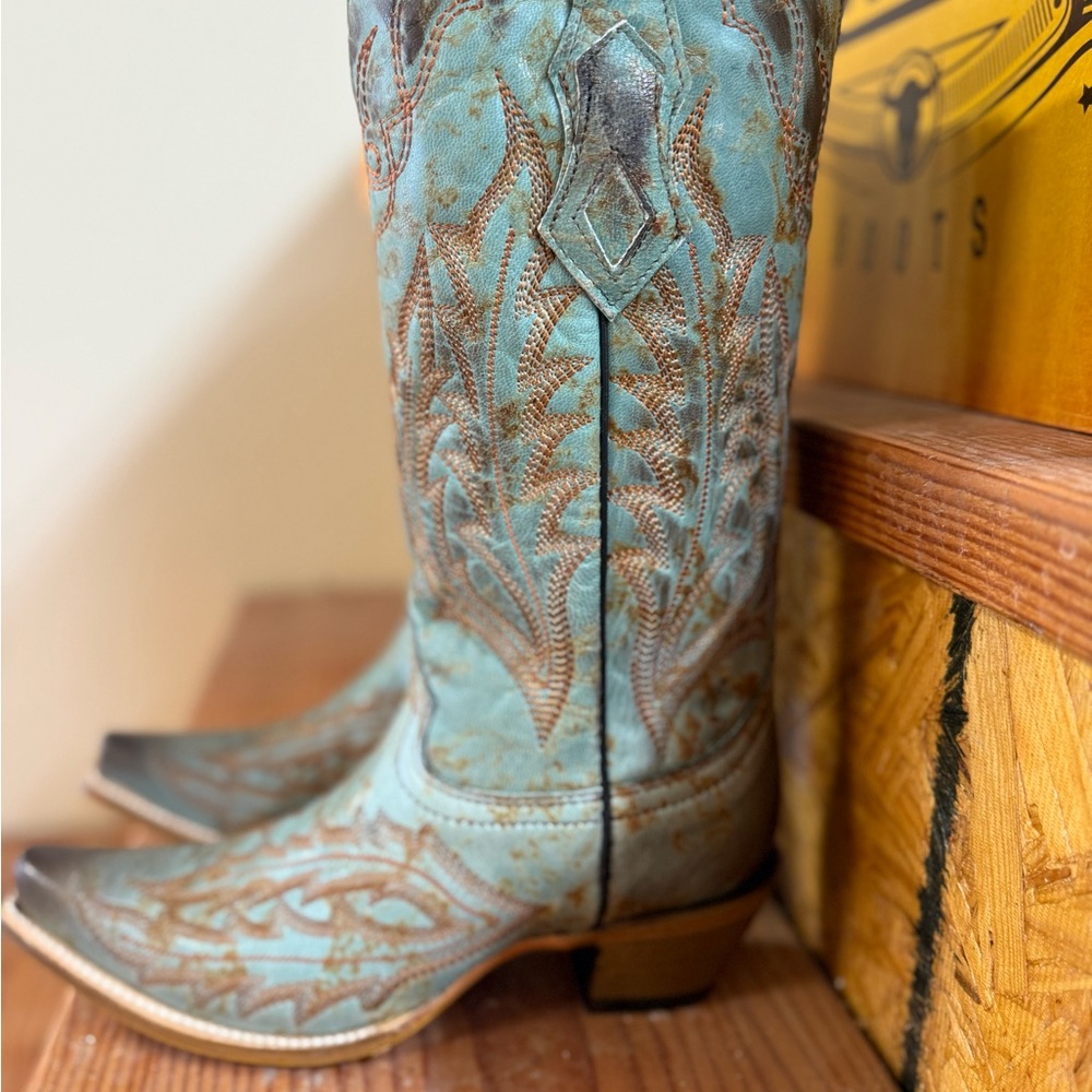 Corral Distressed Blue and Brown Western Boots - Picture 2 of 8